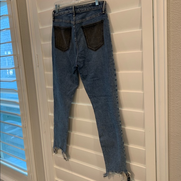 Lucky Brand Skinny Straight Jeans- Size 28 - Picture 5 of 8